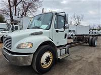 2017 Freightliner M2 106
