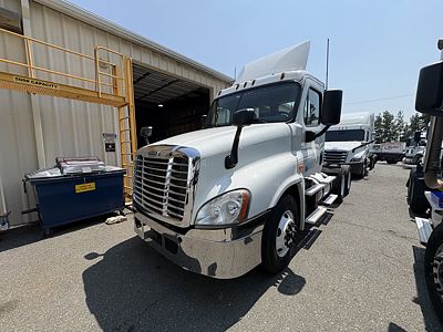 2019 Freightliner CASCADIA 125
