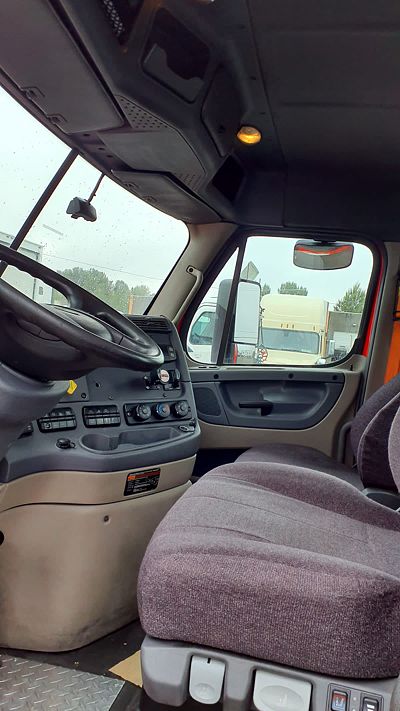 2019 Freightliner CASCADIA 125