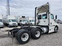 2020 Freightliner NEW CASCADIA 116