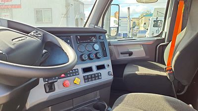 2020 Freightliner NEW CASCADIA PX12664