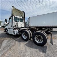 2019 Freightliner NEW CASCADIA PX12664