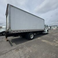2017 Freightliner M2 106