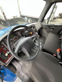 2018 Freightliner M2 106