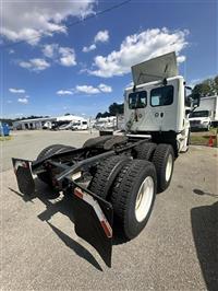 2019 Freightliner CASCADIA 125