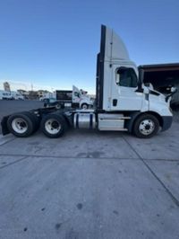 2020 Freightliner NEW CASCADIA 116