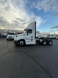 2019 Freightliner CASCADIA 125