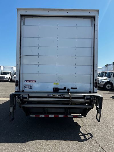 2021 Freightliner M2 106