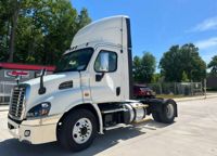 2018 Freightliner CASCADIA 113