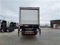2018 Freightliner M2 106