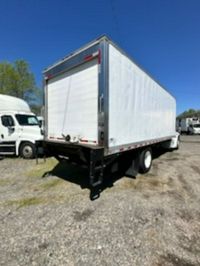 2020 Freightliner M2 106