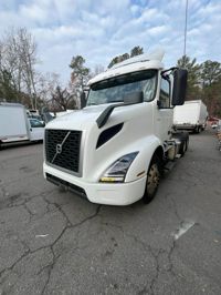 2020 Volvo VNL