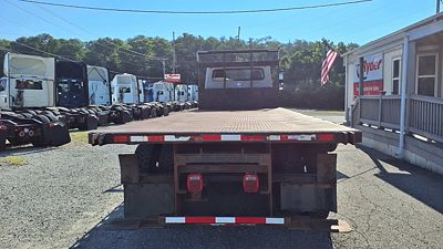 2015 Freightliner M2 106