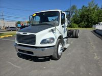 2021 Freightliner M2 106