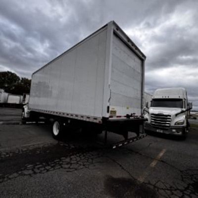 2019 Freightliner M2 106