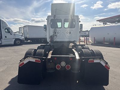 2018 Freightliner CASCADIA 125