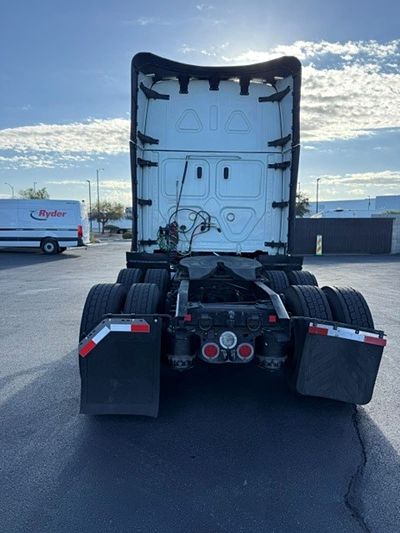 2024 Freightliner NEW CASCADIA PX12664