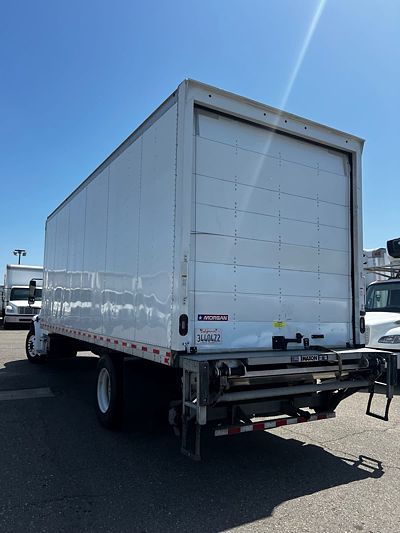 2021 Freightliner M2 106
