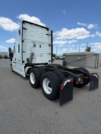 2020 Freightliner NEW CASCADIA PX12664