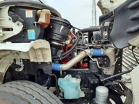 2017 Freightliner M2 106