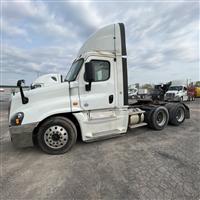 2017 Freightliner CASCADIA 125