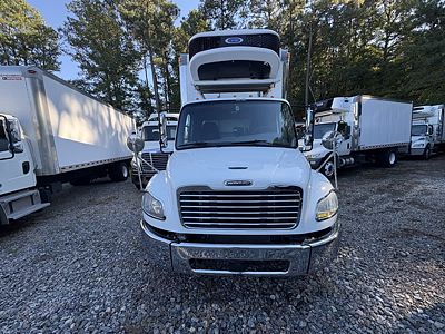2021 Freightliner M2 106