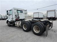 2017 Volvo VNL64T