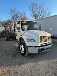 2018 Freightliner M2 106