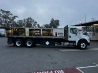2018 Freightliner M2 106