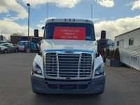 2018 Freightliner CASCADIA 113