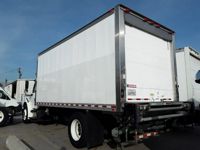 2018 Freightliner M2 106