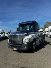 2020 Freightliner CASCADIA 125