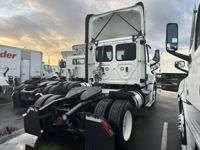 2019 Freightliner NEW CASCADIA 126