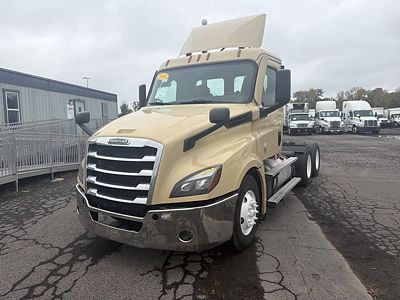 2020 Freightliner NEW CASCADIA PX12664