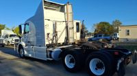 2019 Volvo VNR64T-640