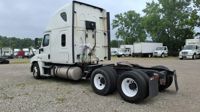 2020 Freightliner CASCADIA 125
