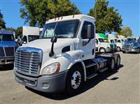 2017 Freightliner CASCADIA 113