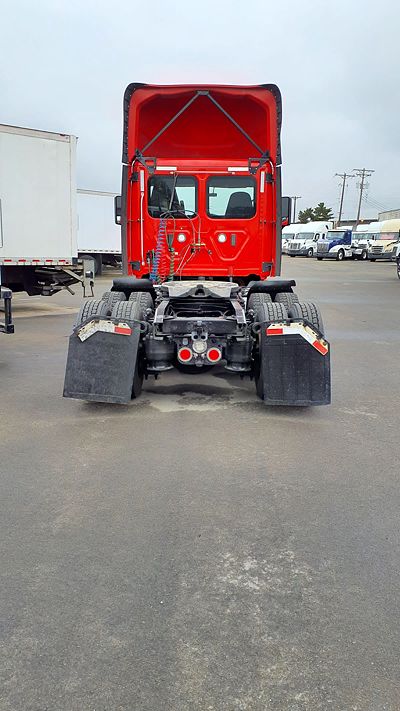 2019 Freightliner CASCADIA 125