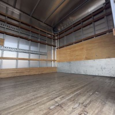 2015 Freightliner M2 106