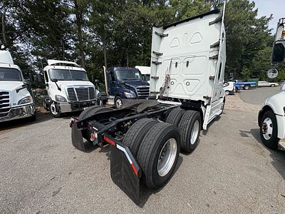 2020 Freightliner NEW CASCADIA PX12664