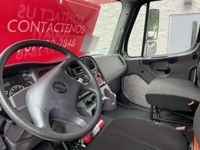 2014 Freightliner M2 106