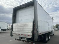 2018 Freightliner M2 106