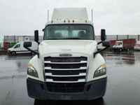 2018 Freightliner NEW CASCADIA PX12664