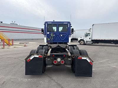 2020 Freightliner CASCADIA 125