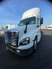 2019 Freightliner CASCADIA 125
