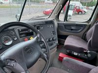 2019 Freightliner CASCADIA 125