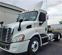 2016 Freightliner CASCADIA 113