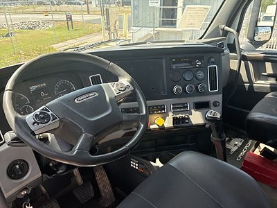2019 Freightliner NEW CASCADIA PX12664