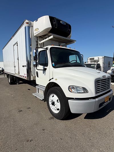 2016 Freightliner M2 106