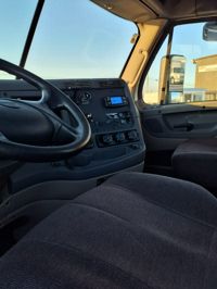2018 Freightliner CASCADIA 125